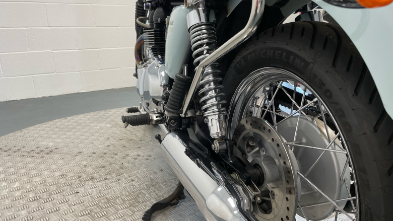Triumph Bonneville T100 (10MY)